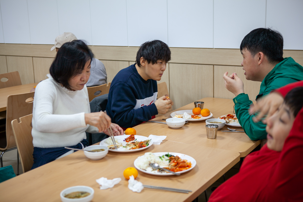 221112 베데가족초청 50.jpg