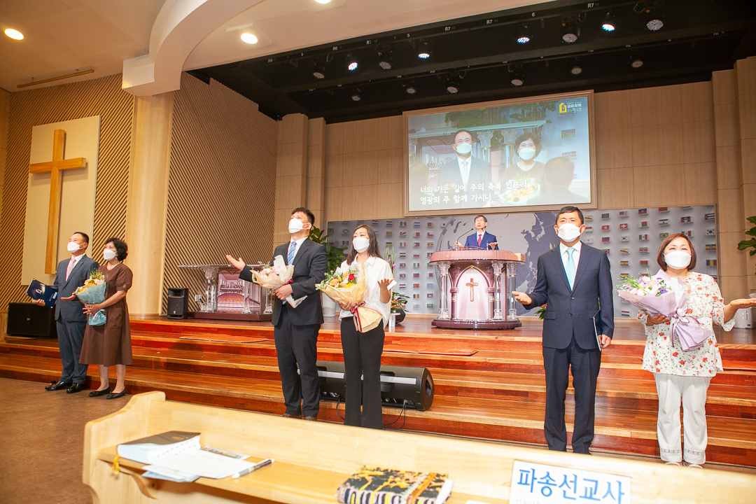 220710 4부 선교사파송예배_16.jpg