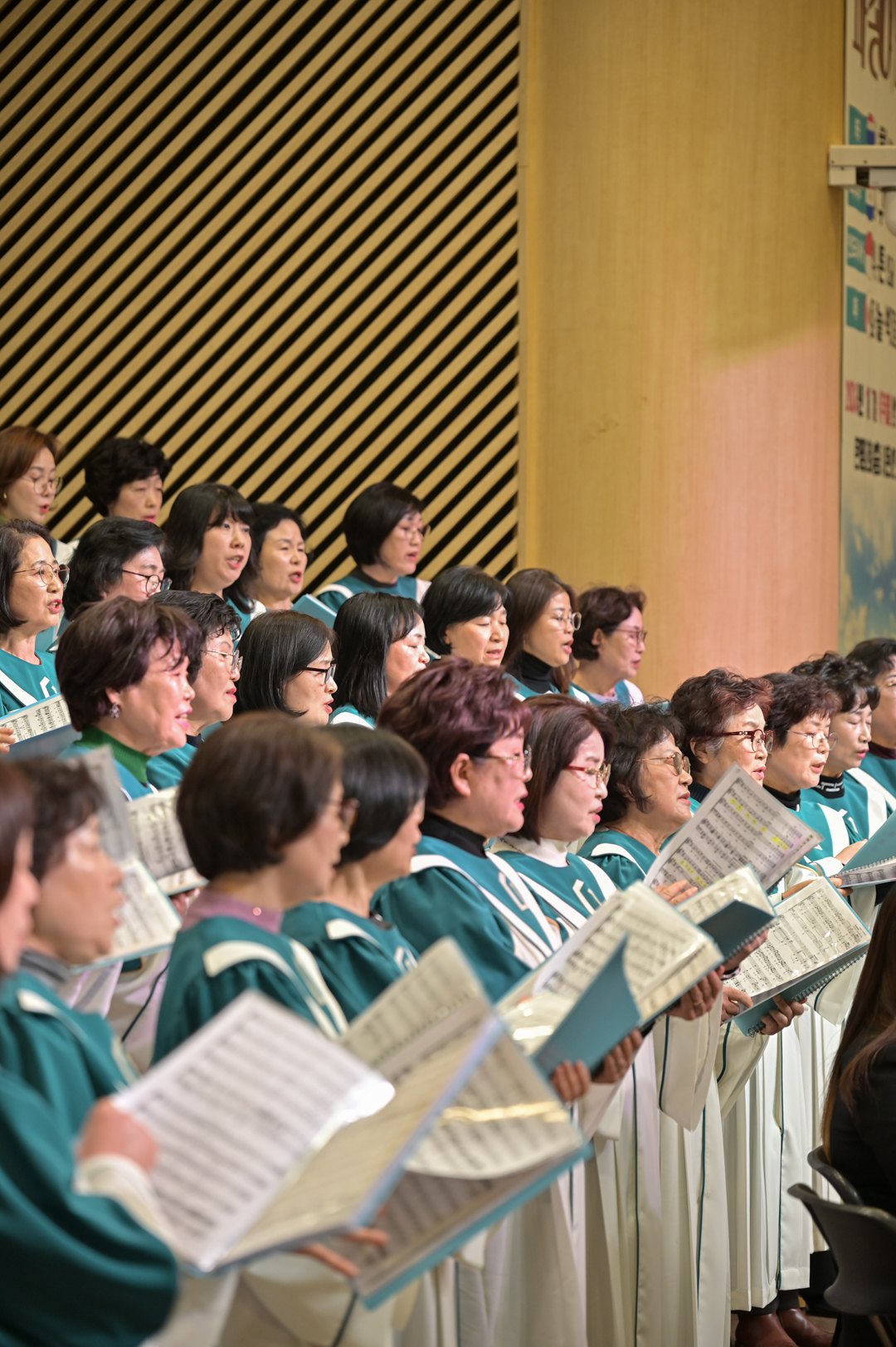 BOM_4850.jpg