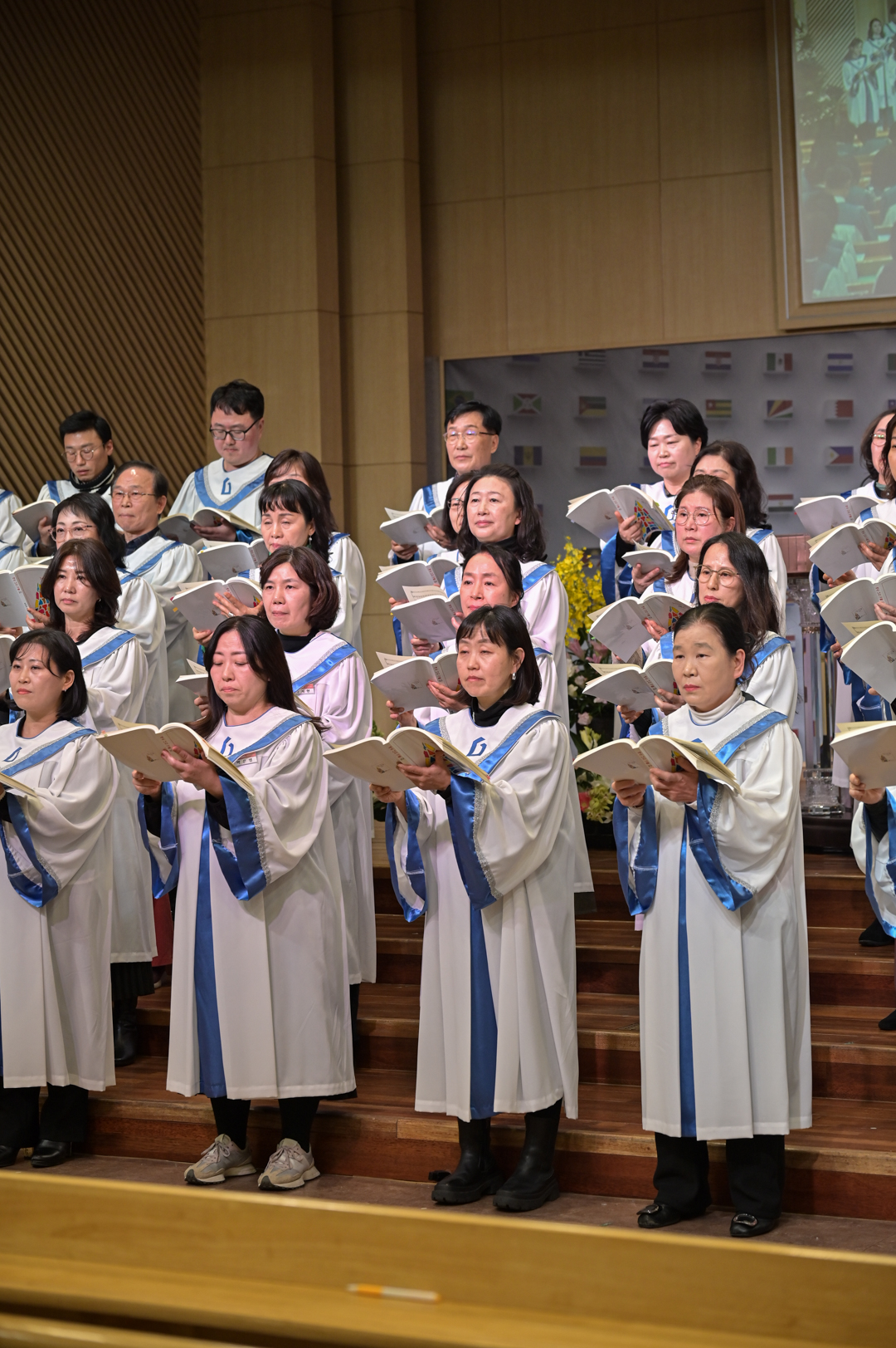 BOM_4758.jpg