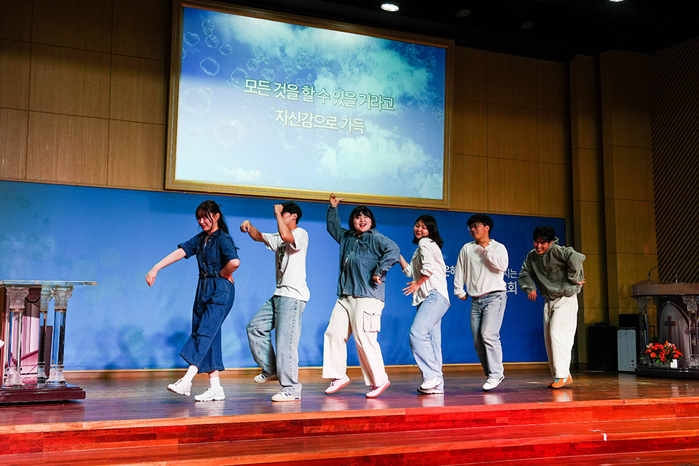 청년예배-13.jpg