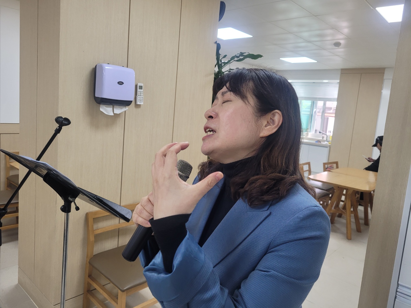 KakaoTalk_20230412_131205928_09.jpg