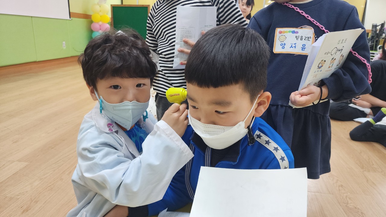 은평예나학교(예수님이랑 나랑 놀이학교)-7기 예나학교 2주차-50290417517.jpg