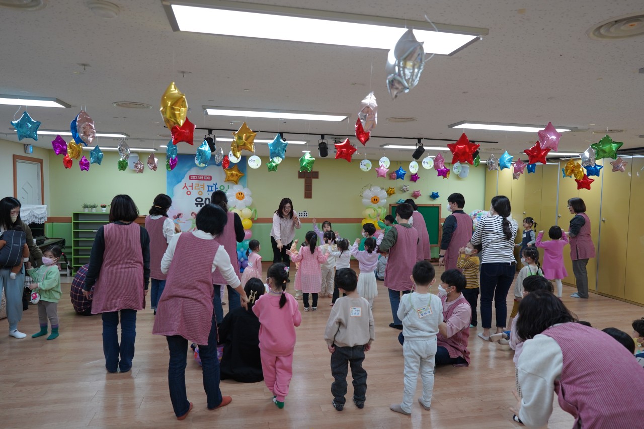 은평예나학교(예수님이랑 나랑 놀이학교)-7기 예나학교 1주차-50122893401.jpg