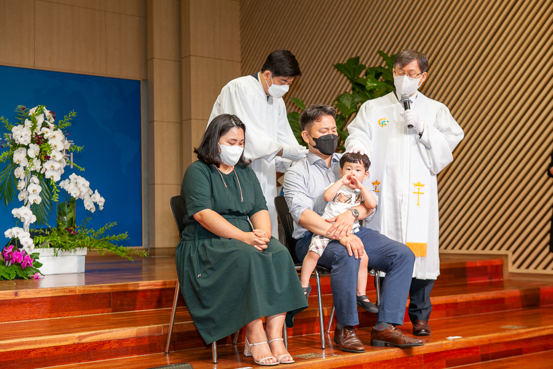 220629 수요예배 셰례식_20.jpg