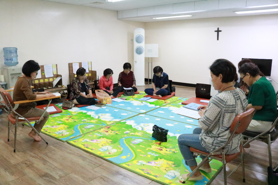 중보기도팀2.jpg