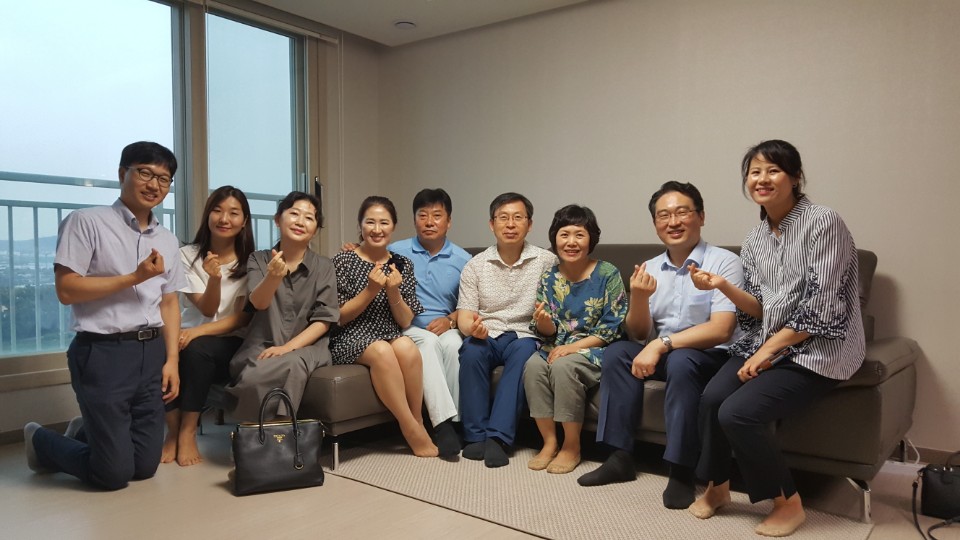 1대교구 4지역 구역장님들과 함께.jpeg