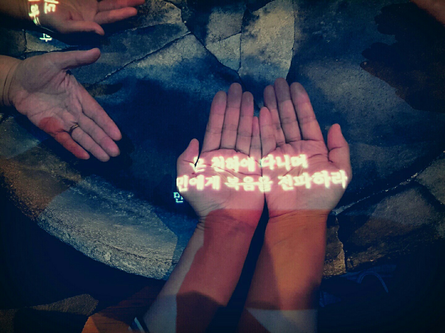 크기변환_KakaoTalk_Moim_7BRLBebRl9lgqr4EGaI3AuV1zoPzEu.jpg