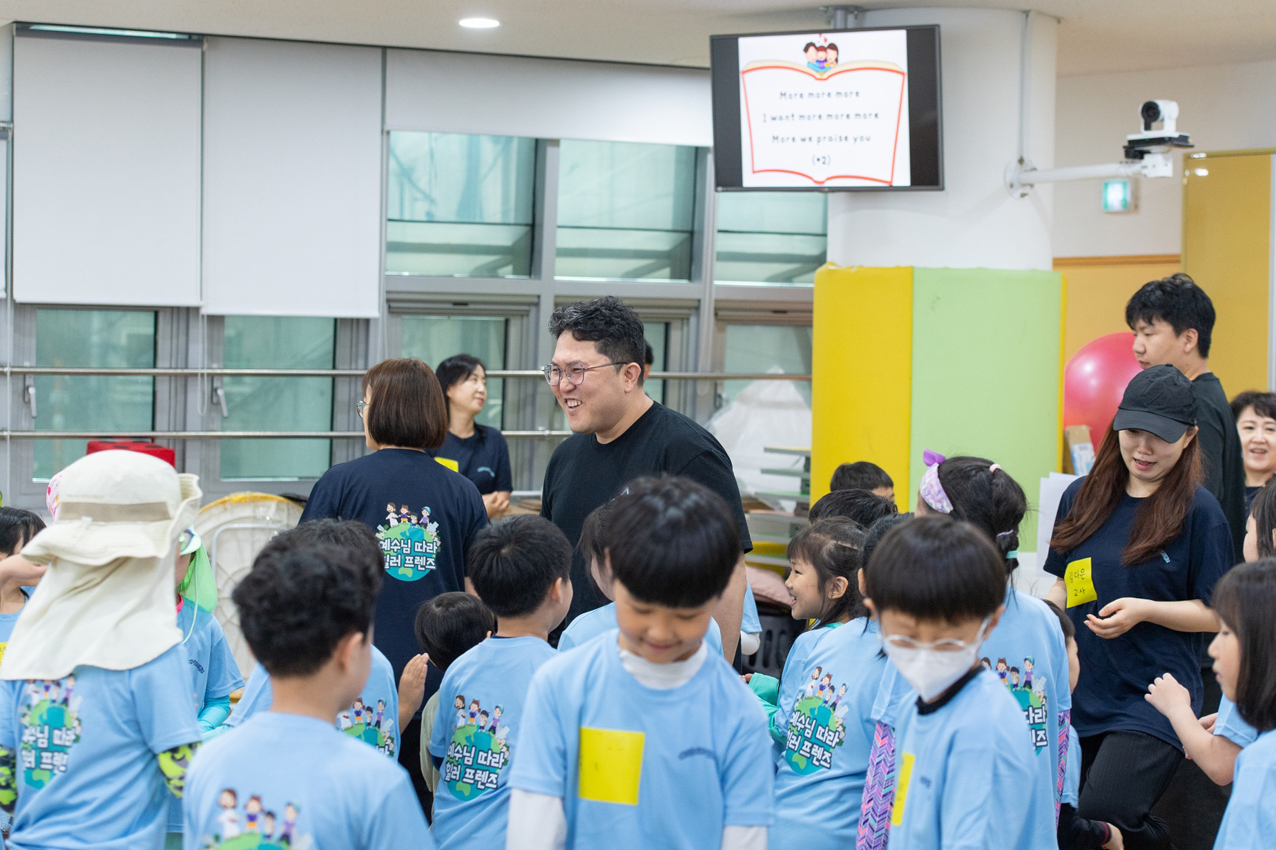 1KUM_7248-39사이즈줄인것.jpg