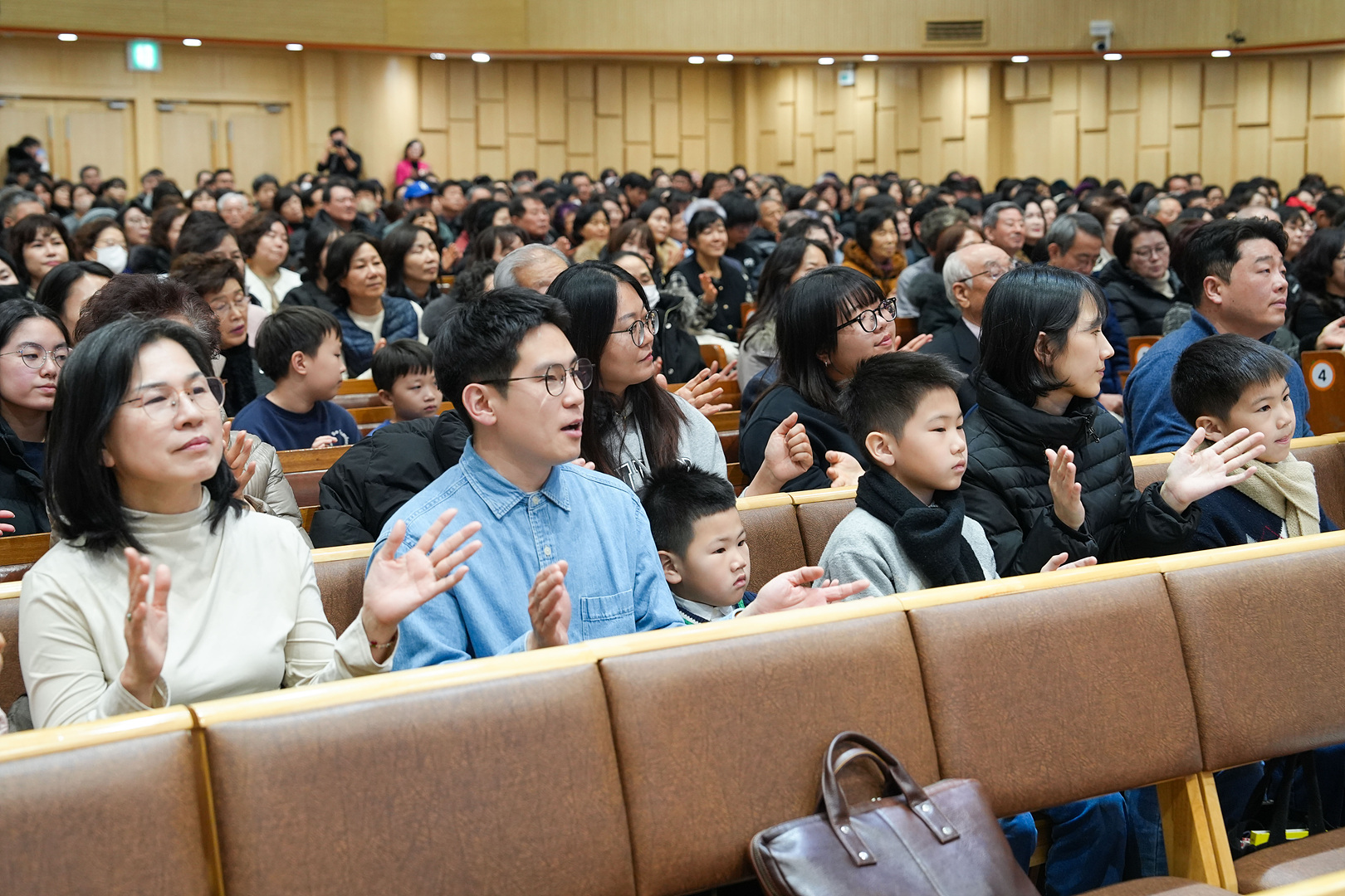 2025 송구영신예배_0040.jpg