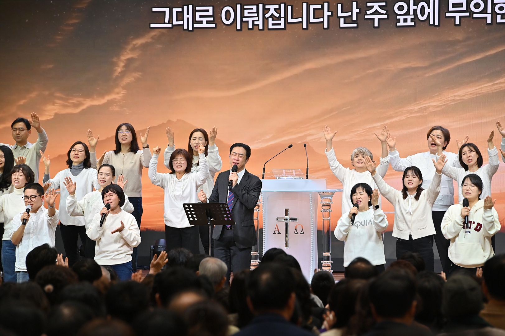 2025 송구영신예배_0079.jpg