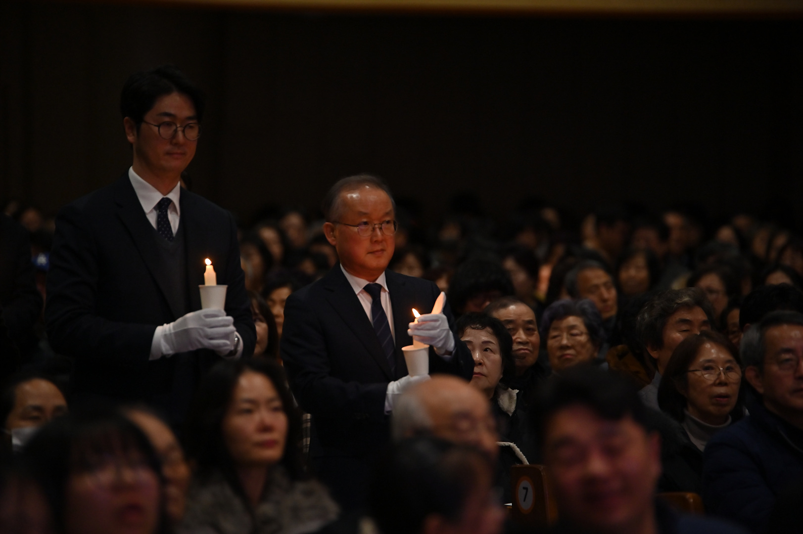 2025 송구영신예배_0099.jpg