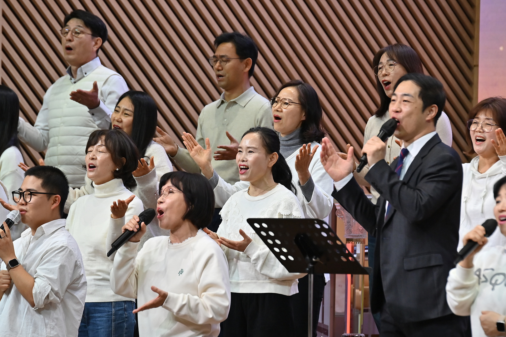 2025 송구영신예배_0013.jpg