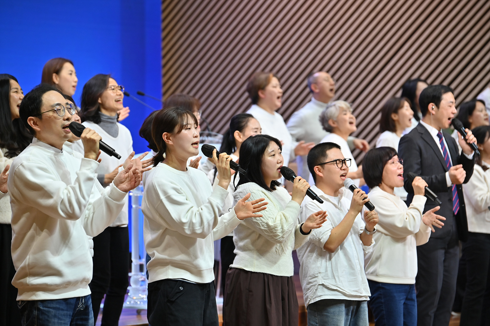 2025 송구영신예배_0043.jpg