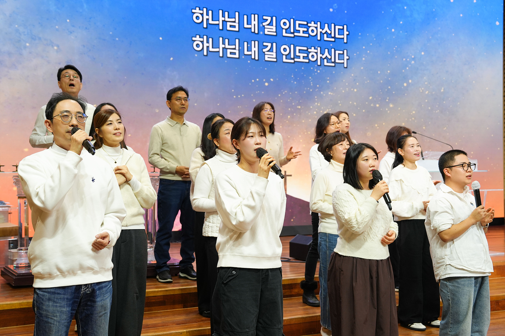2025 송구영신예배_0011.jpg