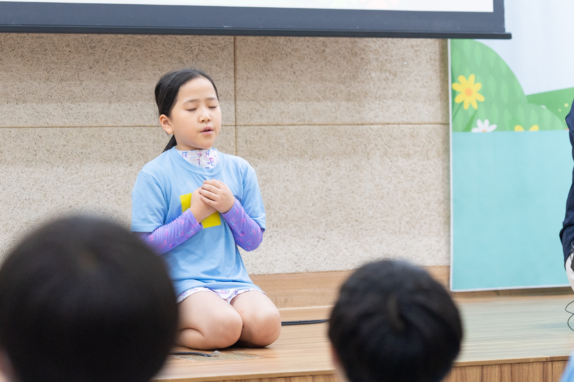 1KUM_7304-49사이즈줄인것.jpg