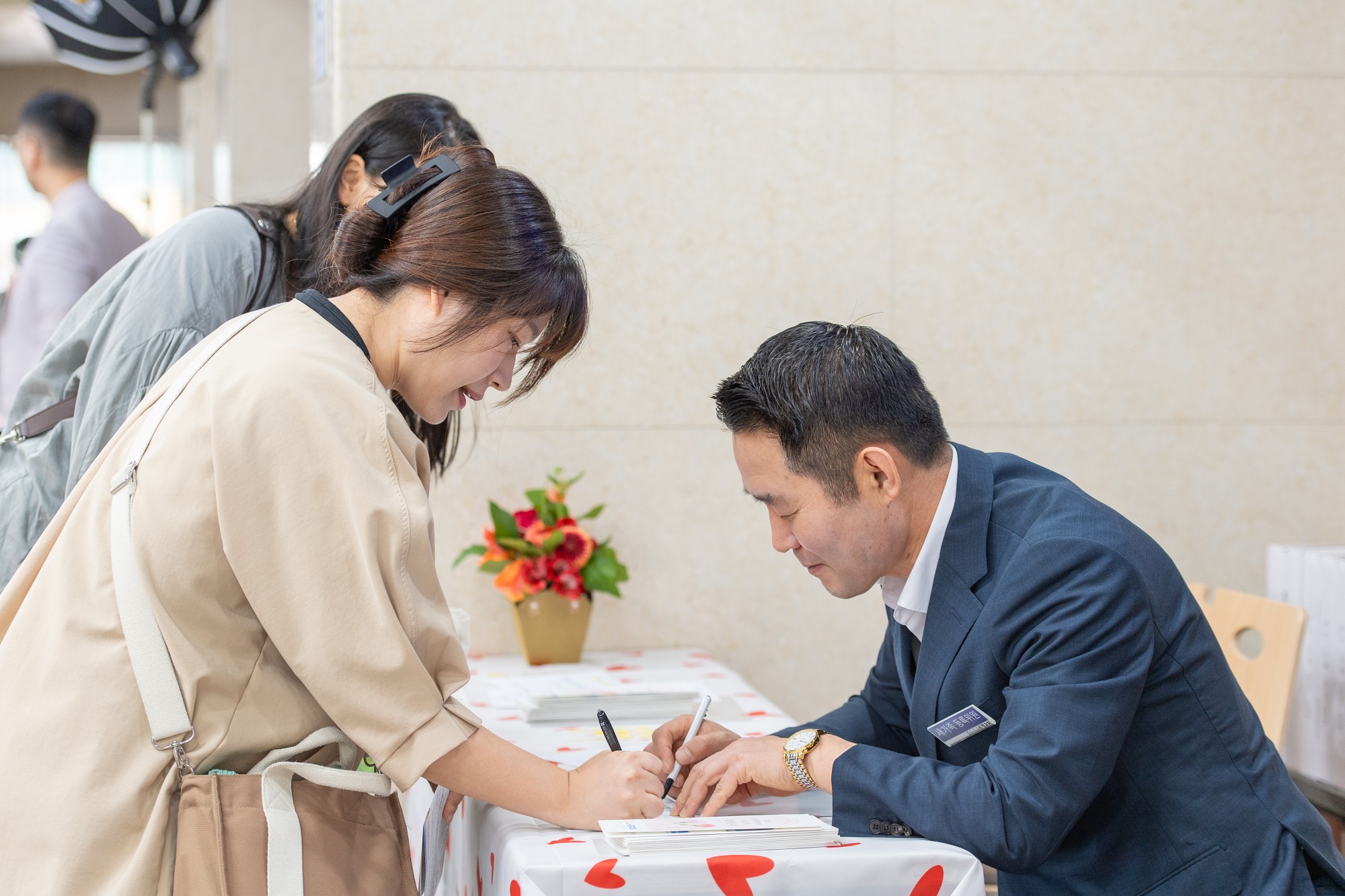 KUM_0102-17사이즈줄인것.jpg