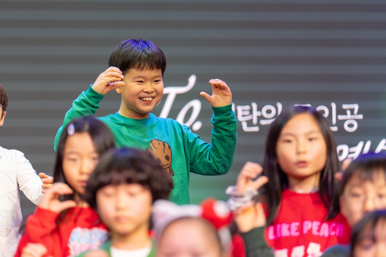 2025성탄발표회_ (180)크기조절.jpg