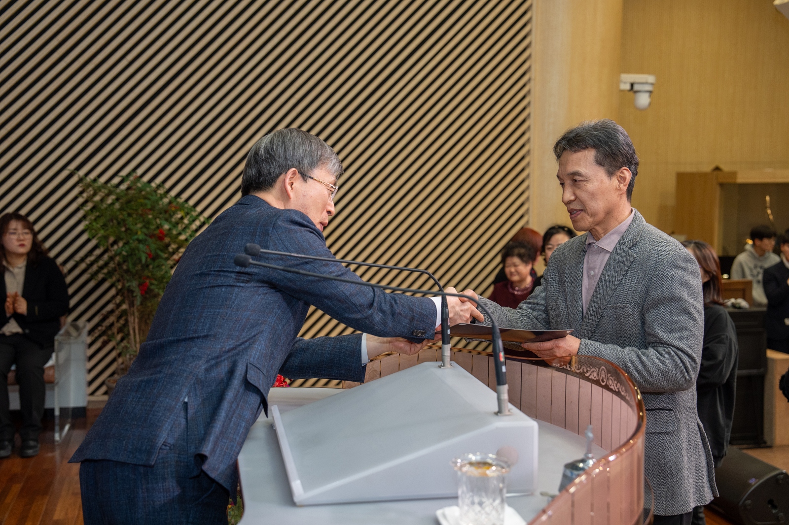 KUM01821사이즈줄인것.jpg