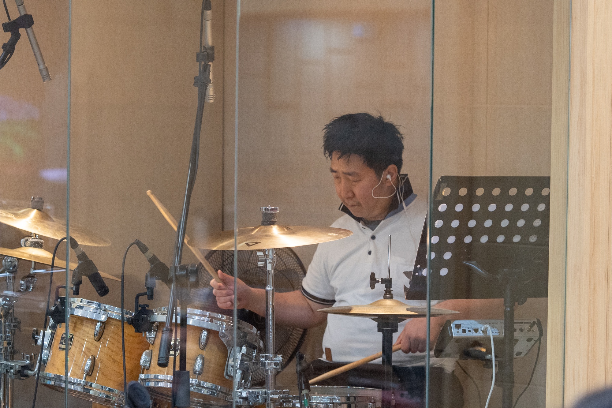 KUM_6373-24사이즈줄인것.jpg