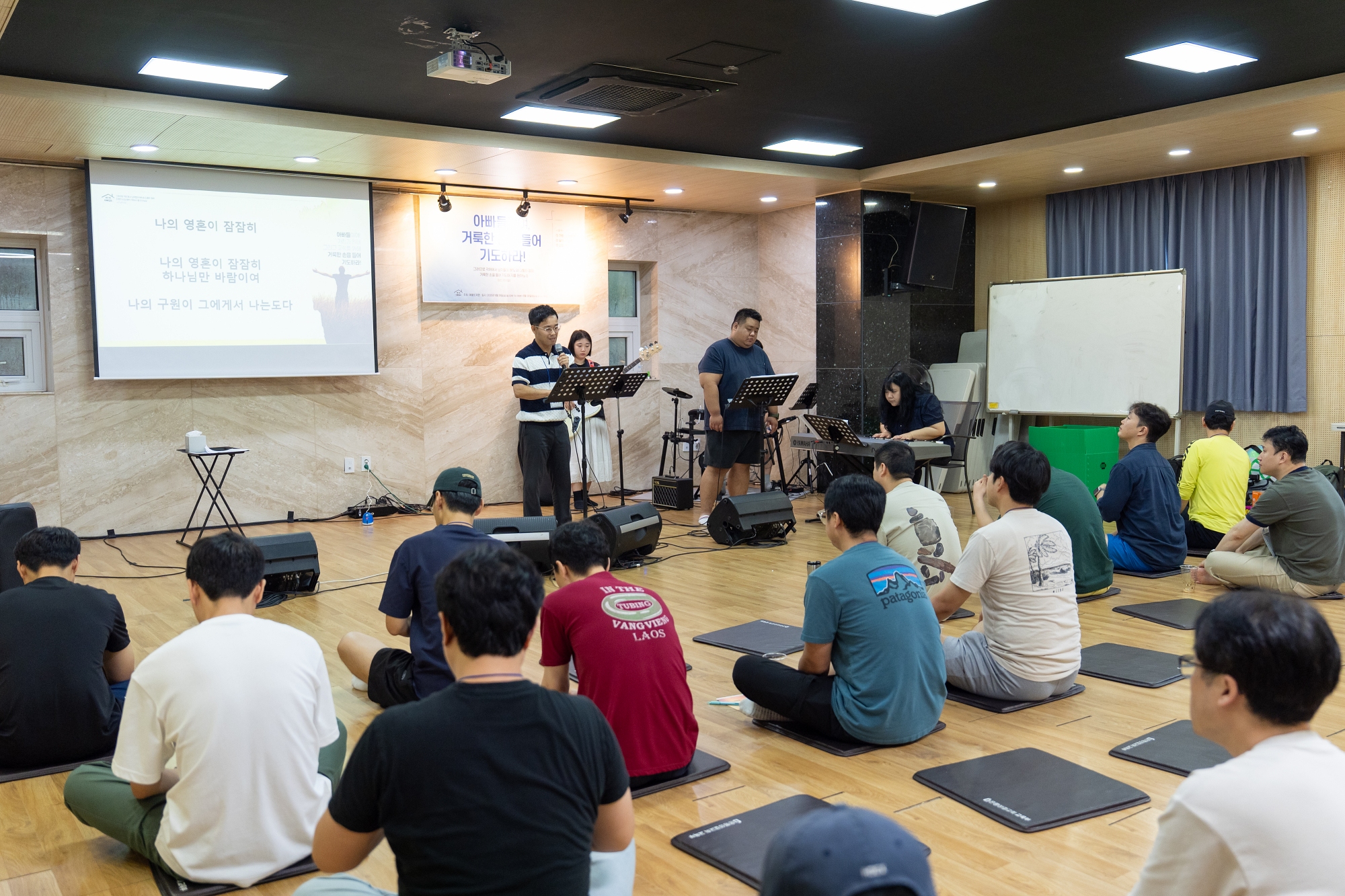 KUM03418크기조절.jpg