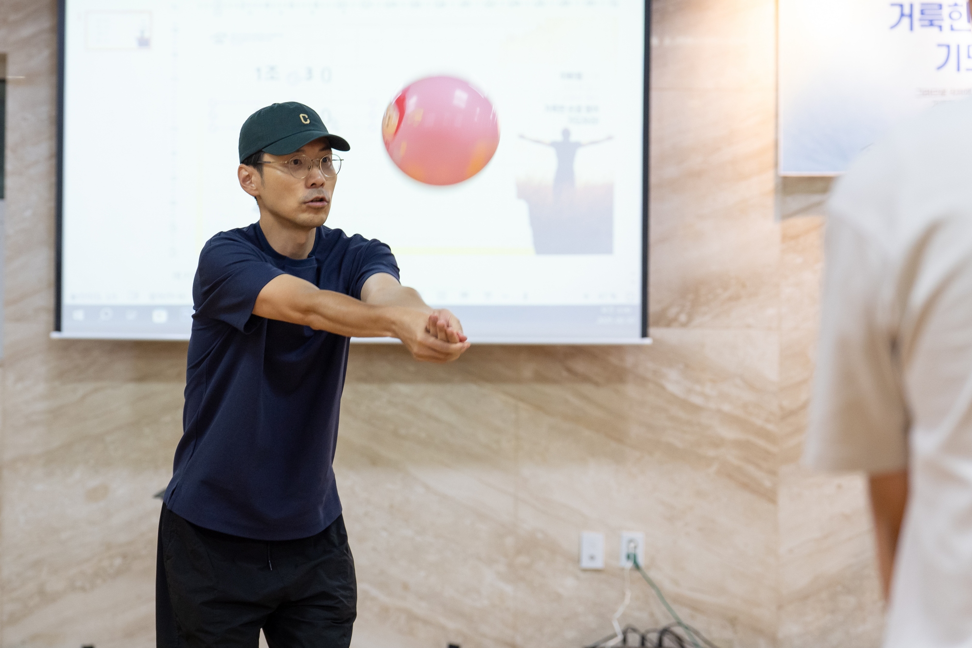 KUM03260크기조절.jpg