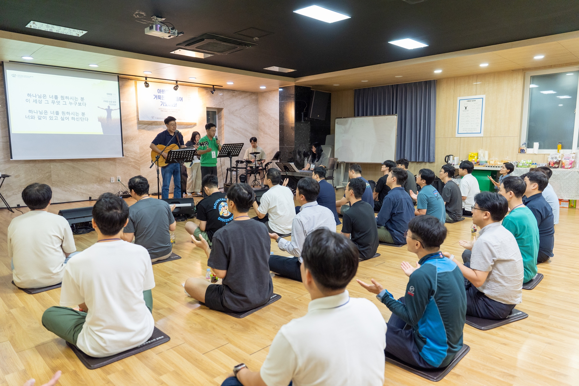 KUM03038크기조절.jpg