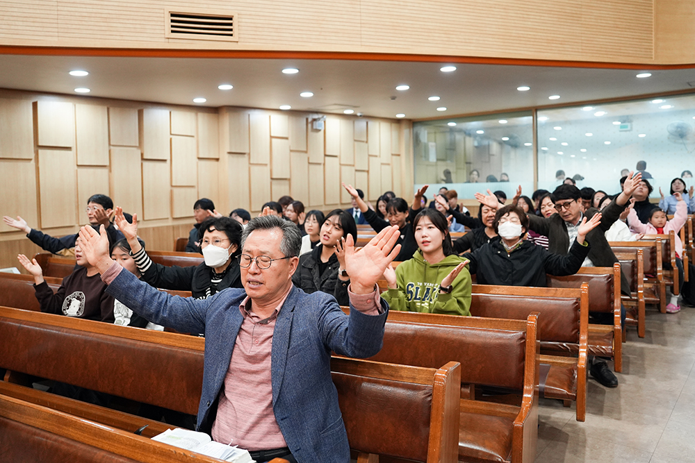 20241023_수요예배-82.jpg