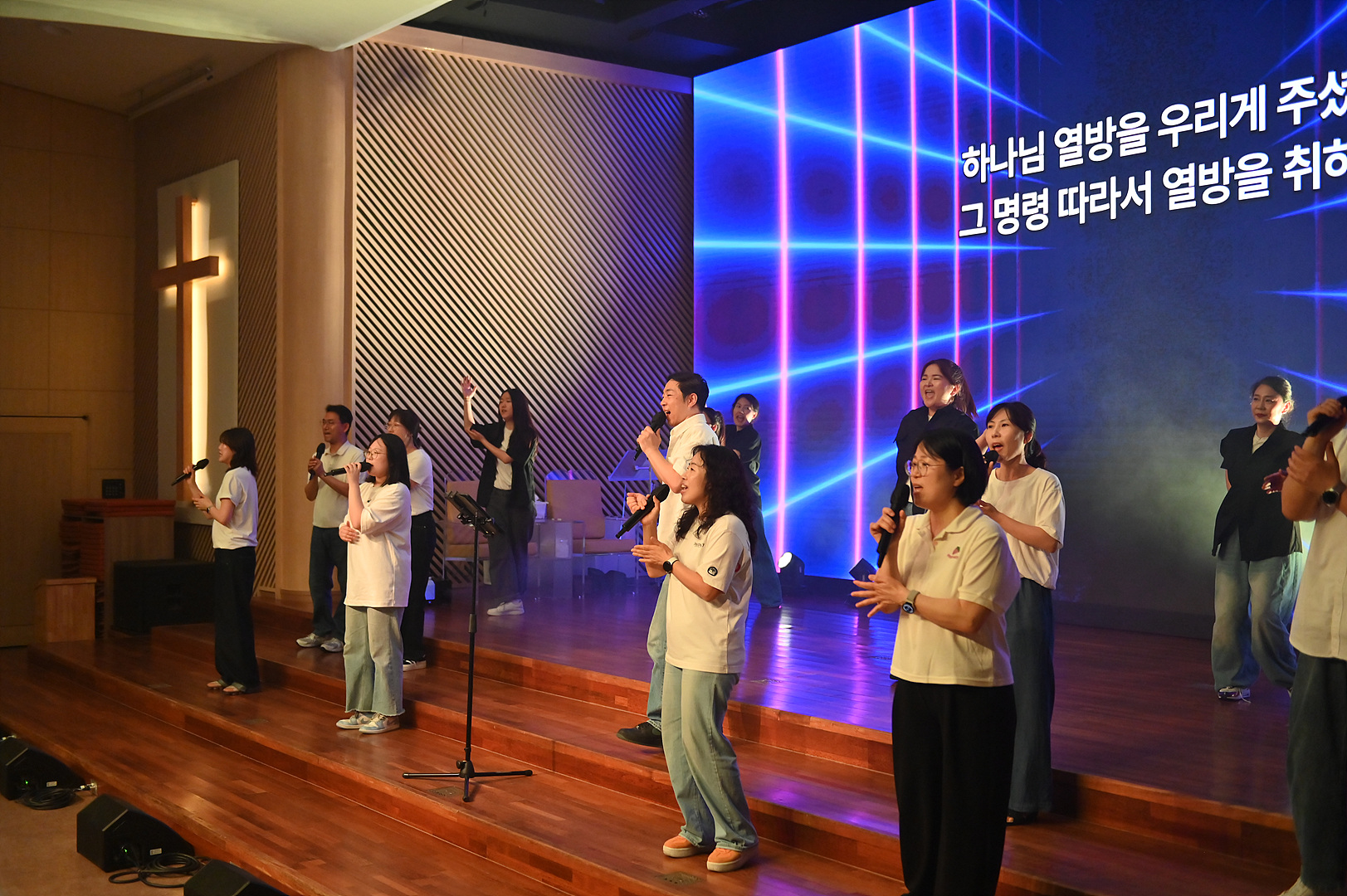 온세기260619_0062.jpg
