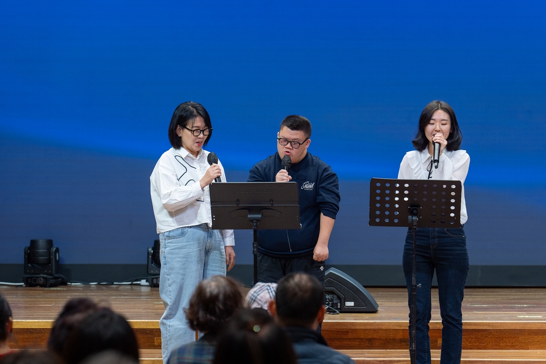 KUM03523크기조절.jpg
