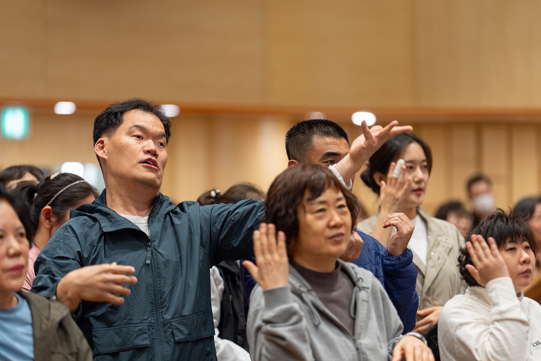 KUM02845크기조절.jpg